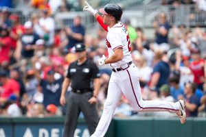 Braves: Doble de Matt Olson dio triunfo sobre Astros en extrainnings