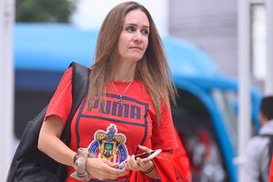 Nelly Simón, directiva de Chivas femenil, se integró a Fox Sports para Qatar 2022