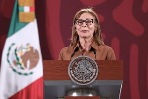 Tatiana Clouthier renunció a la Secretaría de Economía