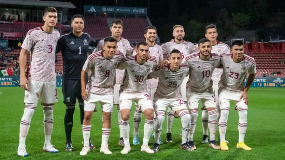 Selección Mexicana: Aficionados reaccionaron al 11 titular del Tri ante Irak
