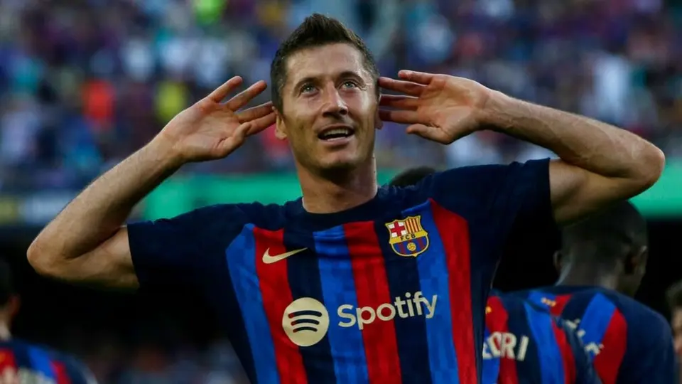 Robert Lewandowski descubrió un nuevo 'talento'; se viralizó cantando ‘Volare’