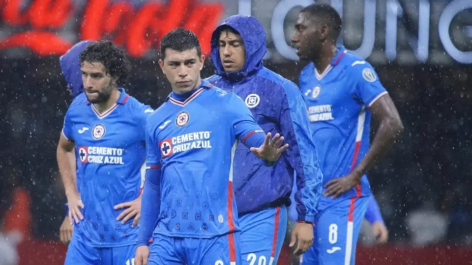 Afición a jugadores de Cruz Azul: 'Si siguen como Cata o Baca, esto va a reaccionar de otra forma'