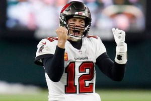 NFL: Tom Brady calificó de "ridícula" la sanción a Mike Evans
