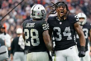 NFL: Raiders consiguió su primera victoria ante Denver Broncos
