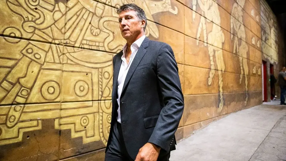 Robert Dante Siboldi: Fue despedido como entrenador del Al-Ahli
