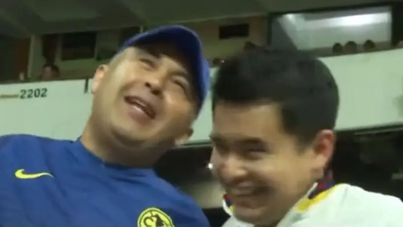 América: Padre le narró a su hijo ciego la victoria ante Tigres