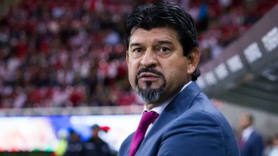 Toluca: José Saturnino Cardozo visitó el Nemesio Díez para grabar documental de su vida