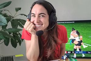 NFL: Rebeca Landa, primera mujer en narrar juego en español a nivel nacional en EU