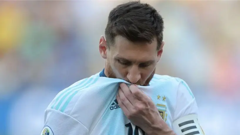 Lionel Scaloni compara a Messi con Federer y sentencia: "Disfrutémoslo"