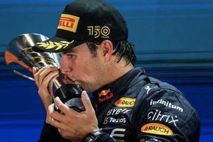 Checo Pérez recibió el Premio Nacional del Deporte 2022