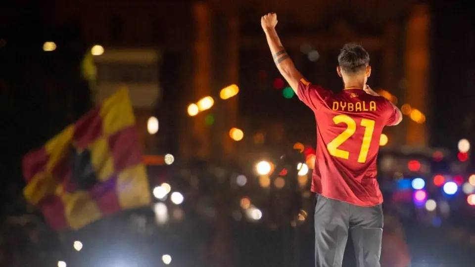 Roma: Así fue cómo la afición recibió a su nuevo fichaje, Paulo Dybala