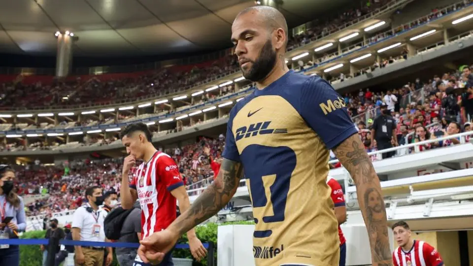 Dani Alves: Reveló que tuvo ofertas de Italia pero Pumas le llamó más la atención
