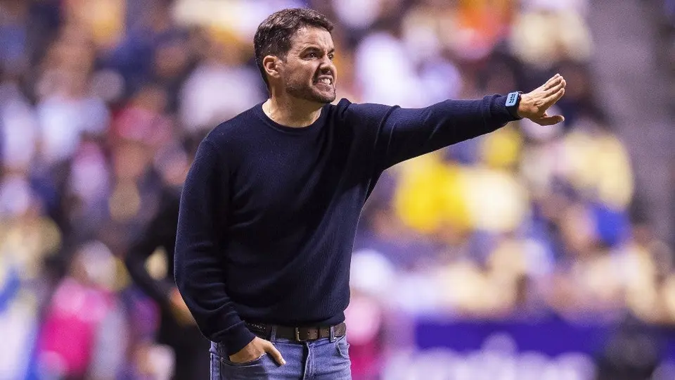 Larcamón no pierde la esperanza ante América: 'Demostraremos de qué estamos hechos'
