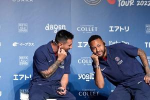 VIDEO: Messi sirvió de traductor a Neymar tras falla de tecnología en Japón