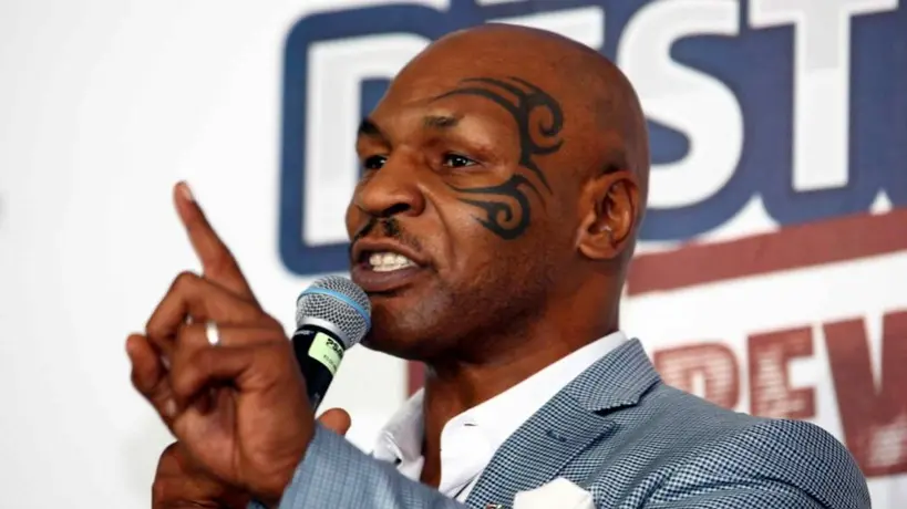 Mike Tyson ‘amenazó’ a Canelo: ‘Si se atreve a tocar a Messi, tendré que volver al ring’