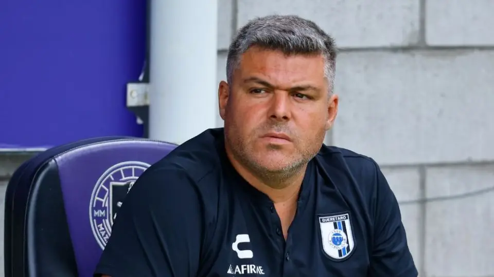 Querétaro: Mauro Gerk presentó su renuncia ante malos resultados de Gallos Blancos