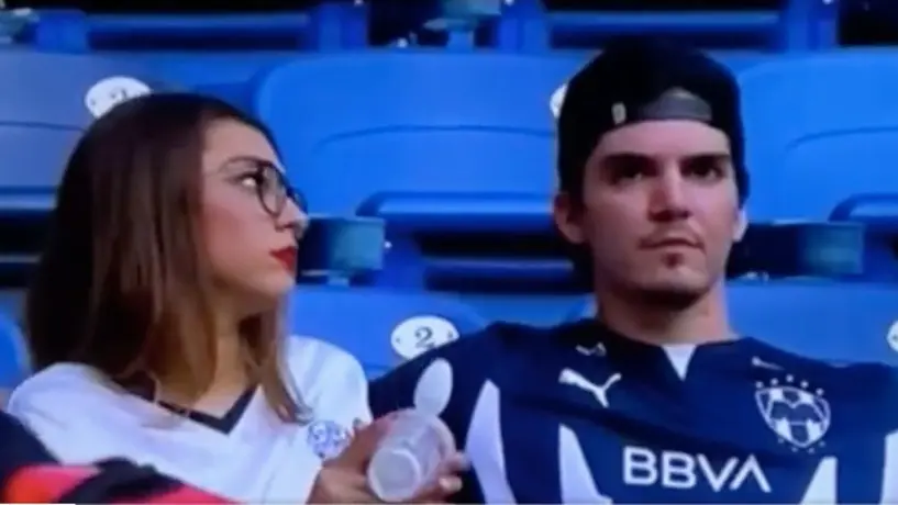 Video: Aparente infidelidad queda al descubierto en juego de Rayados