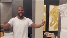 Floyd Mayweather regaló Mini-Range Rover a su nieto