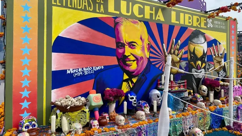 Ofrenda de la CDMX en el Zócalo fue dedicada a las Leyendas de la Lucha Libre