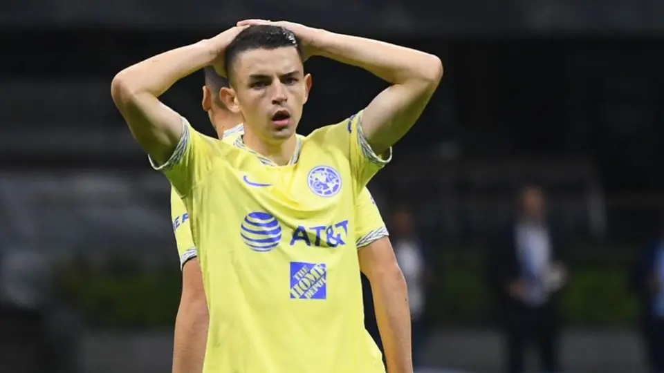 Antonio Carlos Santos destrozó el desempeño de Álvaro Fidalgo: ‘Es un jugador incompleto’