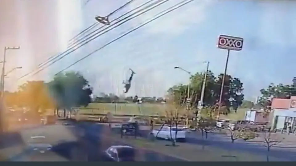 Aguascalientes: Captan el momento exacto en el que helicóptero se desploma; no hubo sobrevivientes