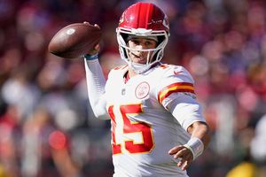 NFL: Tres TD de Patrick Mahomes llevan a Chiefs a imponerse sobre 49ers