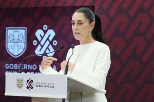 Qatar 2022: Sheinbaum puso en duda la colocación de pantallas en el Zócalo para ver el Mundial