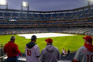 Serie Mundial: Juego 3 entre Astros y Phillies reprogramado por lluvia