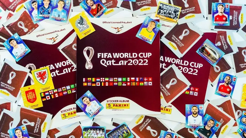 Qatar 2022: Pequeño brasileño creó su propio álbum del Mundial; no tiene dinero para uno