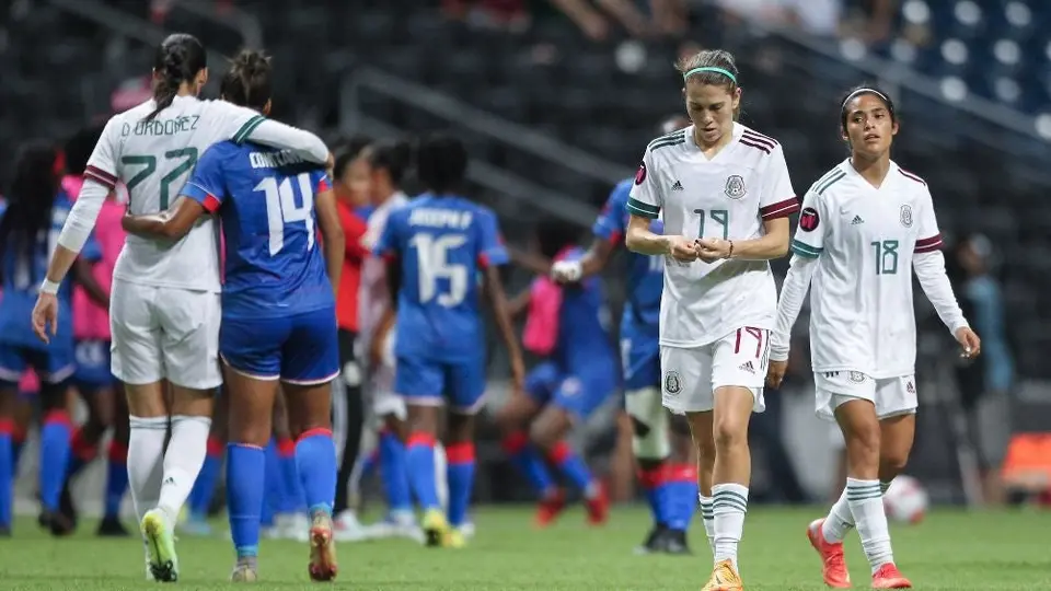 Tri Femenil: Mónica Vergara evitó hablar de fracaso pese a dos derrotas