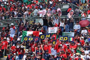 GP México: Prensa internacional reconoce a la afición 'mexa' por el apoyo a Checo Pérez