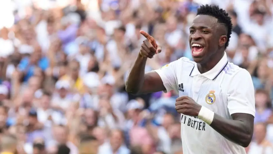Vinicius respondió a los ataques racistas con emotivo video: 'No voy a parar'