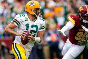 NFL: Washington venció a Packers de Aaron Rodgers en partido apretado