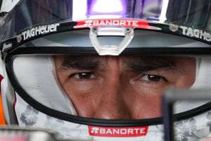 Checo sobre las grúas en pista: "Perdimos a Jules por ese error, esto es inaceptable"