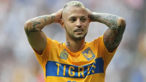 Tigres: Descartan rotura del Diente López, pero se perderá tres partidos