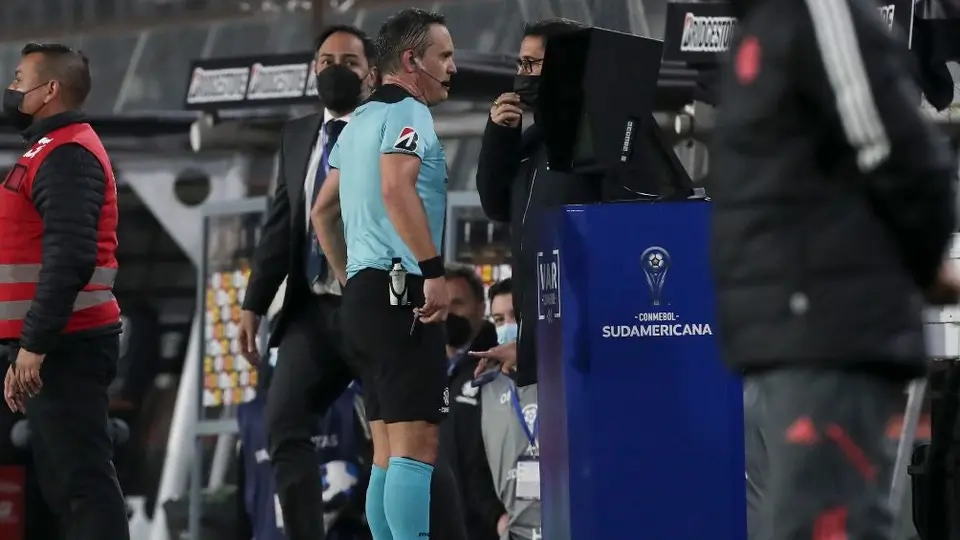 Qatar 2022: FIFA usará inteligencia artificial para detectar fuera de lugar