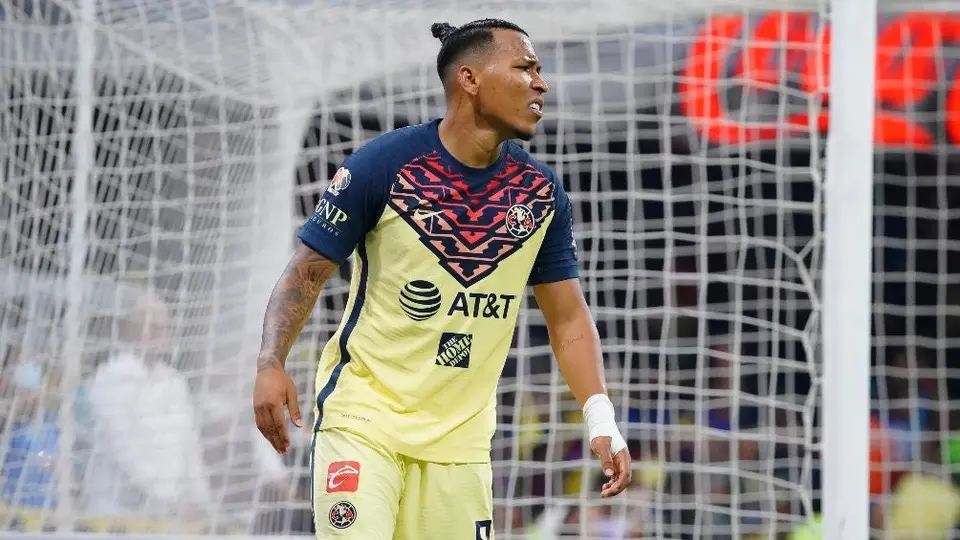 América: Roger Martínez respondió a aficionado que lo calificó como "peor fichaje"