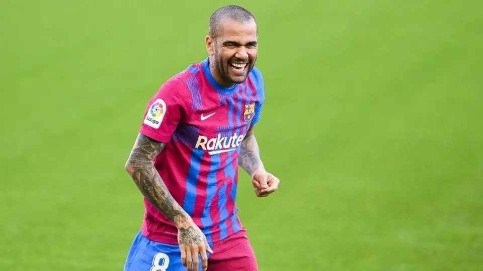 Presidente de Pumas sobre posible fichaje de Dani Alves: 'Sin comentarios'