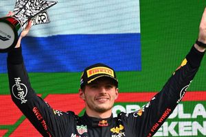 Max Verstappen celebró por lo alto su cumpleaños en Mónaco; Checo Pérez fue el gran ausente