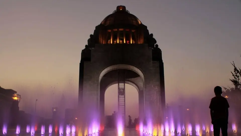 Qatar 2022: Gobierno de la CDMX pondrá pantallas en el Monumento a la Revolución