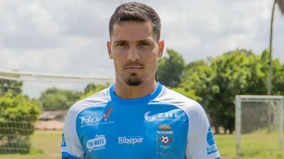 Bolivia: Hinchas golpearon con un cinturón a jugador del Blooming