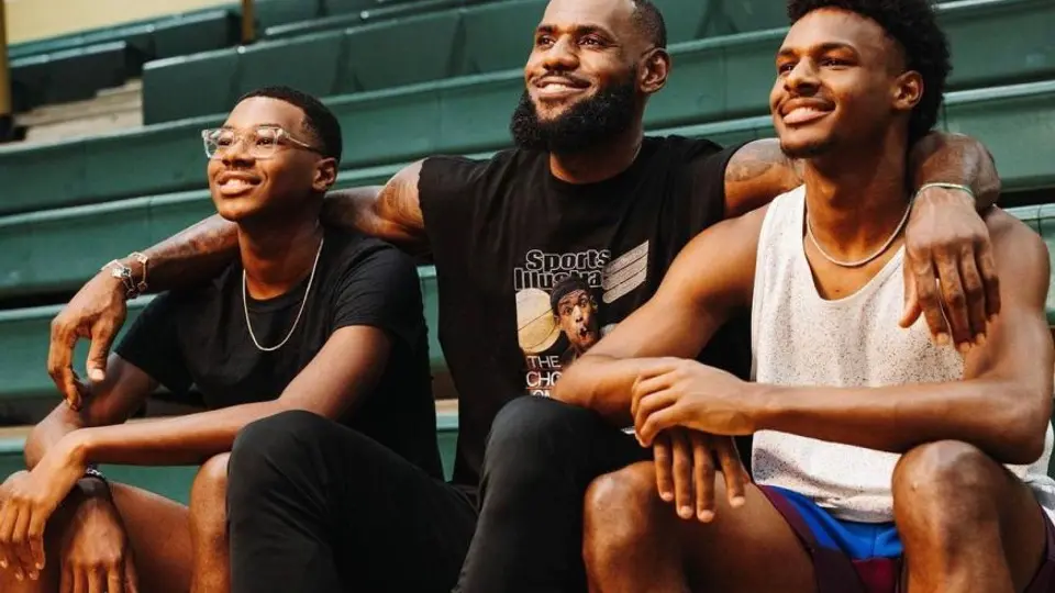 LeBron James: 'The Chosen One', con el objetivo de jugar con sus hijos en la NBA