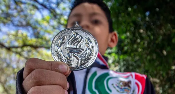 Mundial Escolar de Ajedrez: Niño mexicano hizo historia tras quedar Subcampeón
