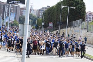 Aficionados del Real Oviedo y Racing protagonizaron campal previo a partido