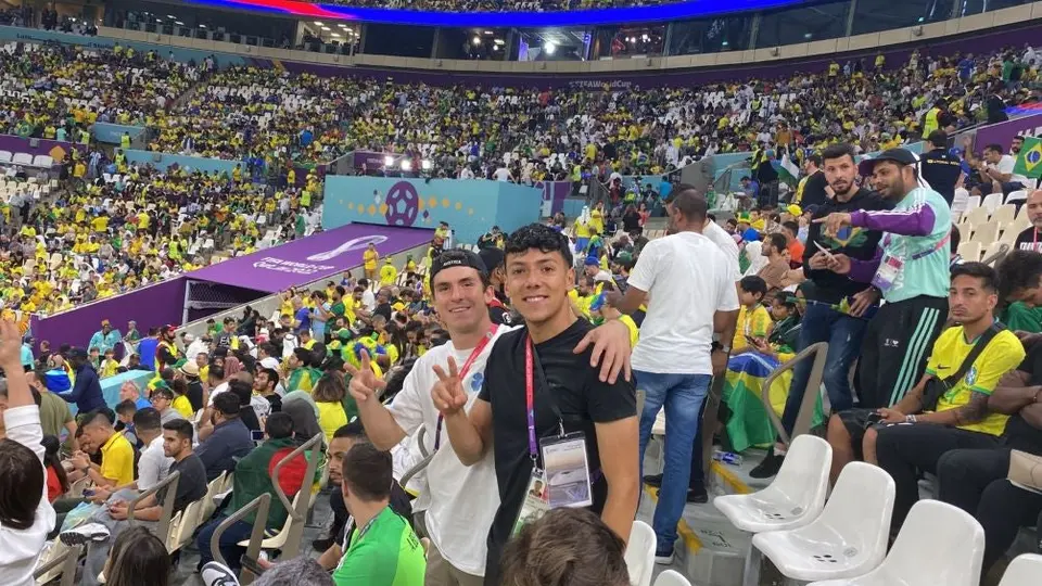 Pumas: Ruvalcaba y Trigos apoyaron a Dani Alves en el duelo de Brasil ante Camerún