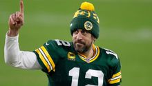 Aaron Rodgers de los Green Bay Packers compartió imágenes de su primer tatuaje