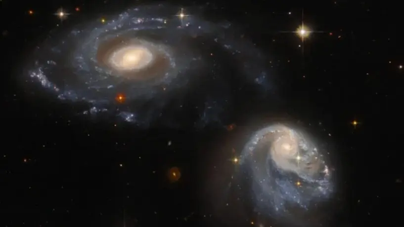 NASA: Telescopio Hubble detecta la interacción entre dos galaxias