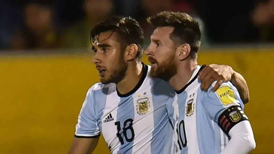 Eduardo Salvio: "Messi es el mejor futbolista de la historia"