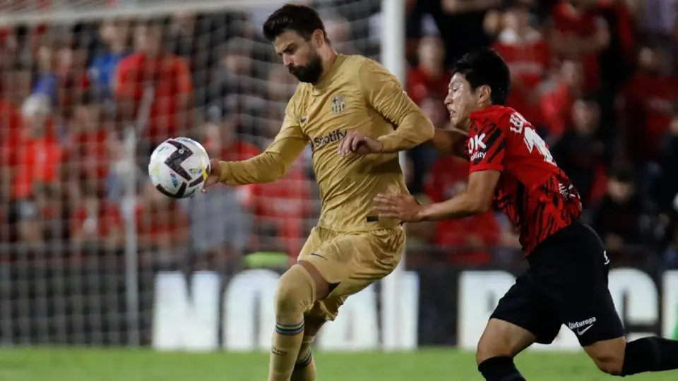 Gerard Piqué: 'Trolleado' en Estadio del Mallorca con canción de Shakira
