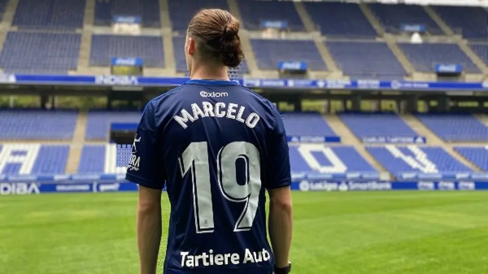 Marcelo Flores: Será titular con el Real Oviedo por primera vez